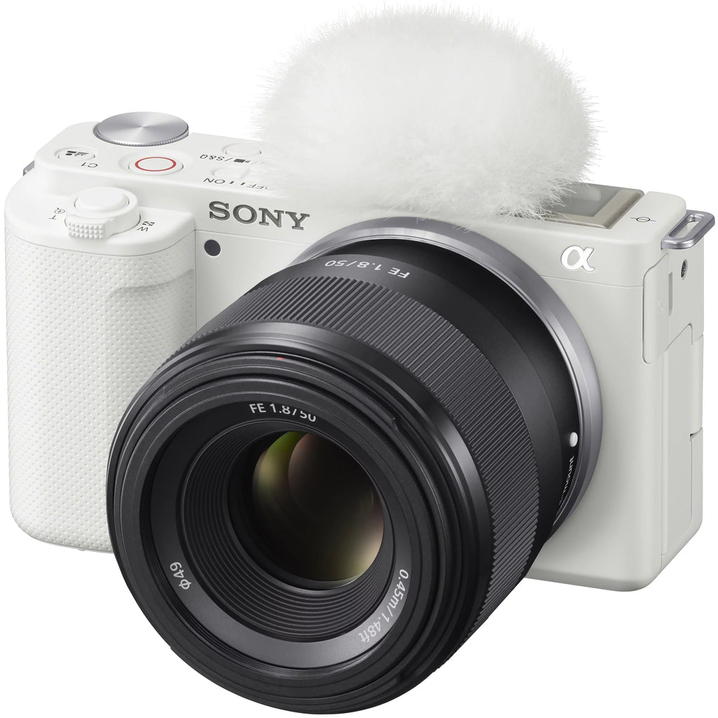 Alpha Lens Extra Gear ZV-E10 Accessories Body Camera Video Bundle 50mm Photo Mirrorless and + Vlog White APS-C Large with Case Battery + SEL50F18F Deco ILCZV-E10/W Kit F1.8 Aperture FE